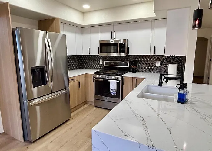 Walk To Sabino Canyon Trails, 4bd With Hot Tub Holiday home *