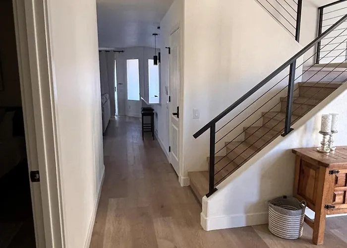 Walk To Sabino Canyon Trails, 4bd With Hot Tub Holiday home