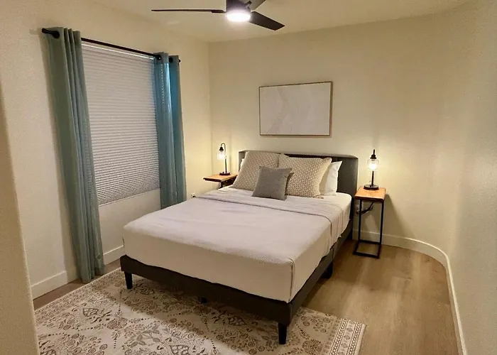 Walk To Sabino Canyon Trails, 4bd With Hot Tub Holiday home