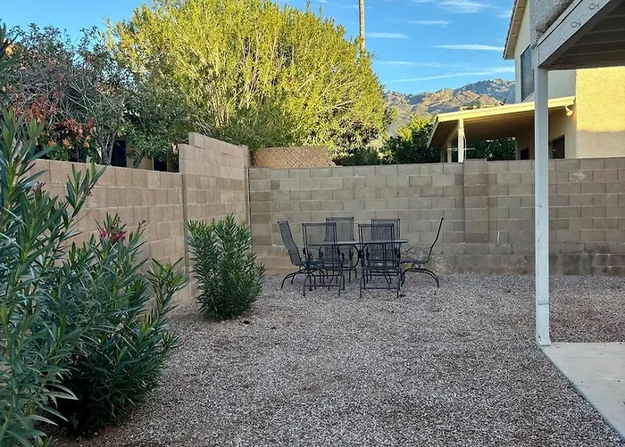 Holiday home Walk To Sabino Canyon Trails, 4bd With Hot Tub Tucson
